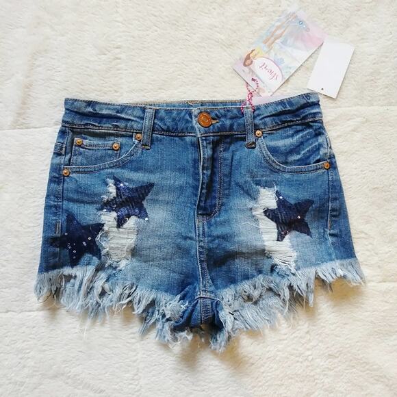 Almost Famous Pants - Almost Famous High Rise Distressed Short